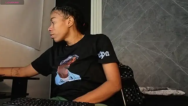 YummyDuooo online show from November 4, 12:10 pm