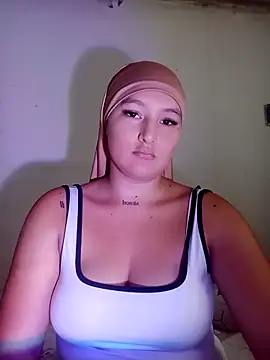 Celeste camila18 online show from October 26, 10:05 pm