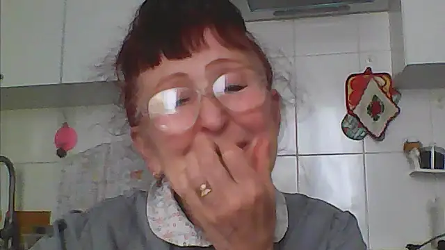 TanyaSweet634 online show from May 25, 6:12 am