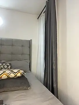 prettiepearl online show from May 31, 10:43 am