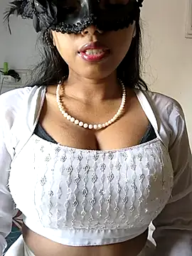 sandy naughty online show from November 16, 8:38 am