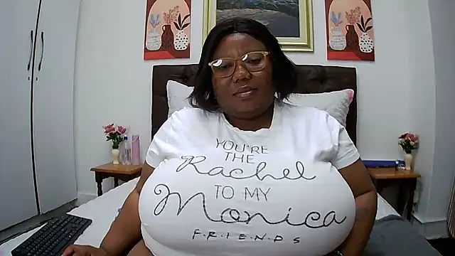 DAIRYBELLELIZxx online show from July 1, 8:19 pm