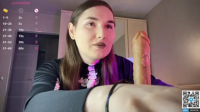 Maria Bowie online show from March 12, 7:55 am