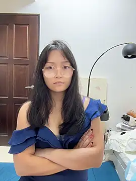wt0314 online show from June 9, 1:43 pm