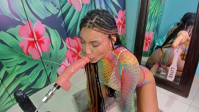 Mieldeluna online show from October 17, 6:16 am