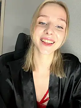 CaseyStar online show from January 10, 6:01 pm