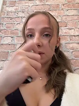 CaseyStar online show from November 29, 12:20 pm