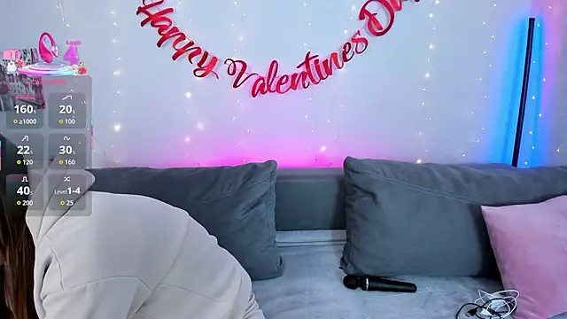 MelodyHudson online show from February 5, 8:34 pm