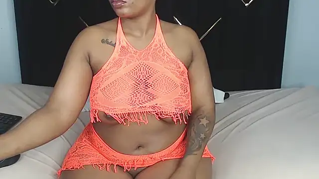 EbonyBentley online show from March 29, 8:46 am