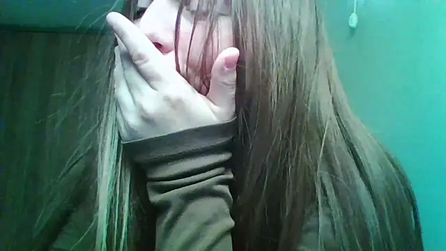 Evasapples online show from March 15, 11:51 pm