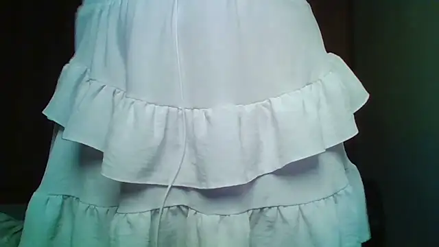 Evasapples online show from April 16, 9:39 pm