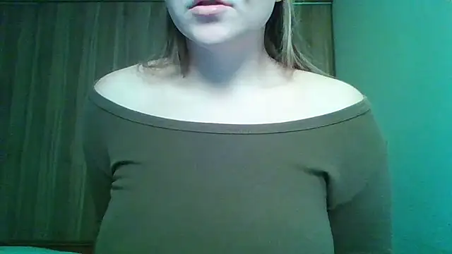 Evasapples online show from April 4, 10:19 pm