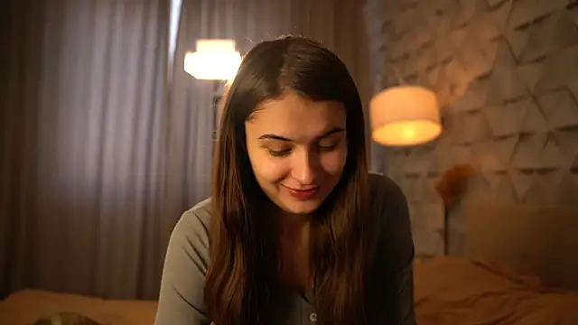 elisa moon online show from February 22, 11:33 am