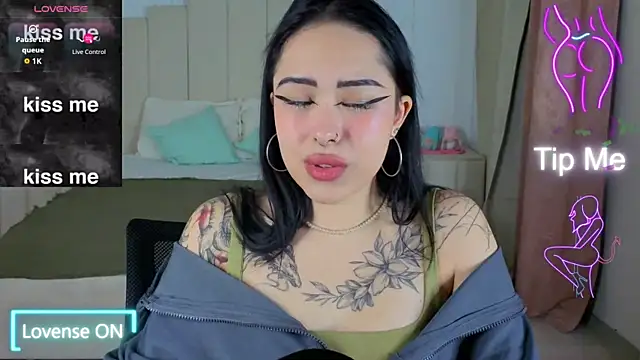 baby  kim online show from December 18, 8:35 pm