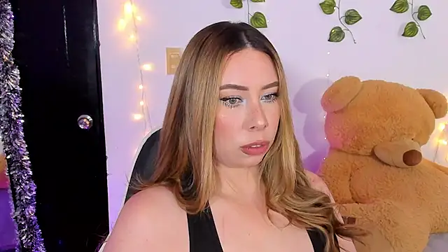 JanneKim online show from April 10, 7:53 pm