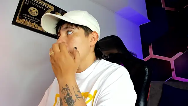 AbbySmiitth  online show from November 29, 7:29 pm