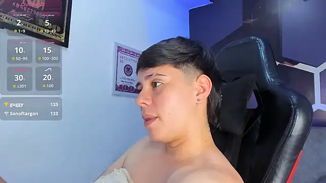Snapshot of AbbySmiitth_ chatting on September 26, 11:13 pm AbbySmiitth online show from September 26, 11:13 pm
