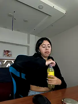 zoe connor19 online show from November 27, 8:01 pm