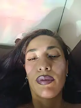 chloewildd  online show from July 26, 3:25 am