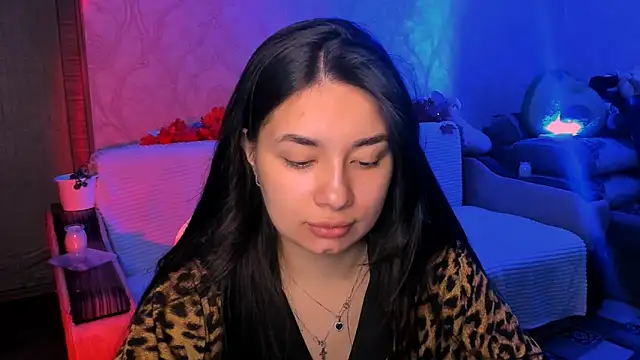 Swee Alicee online show from February 11, 7:26 pm