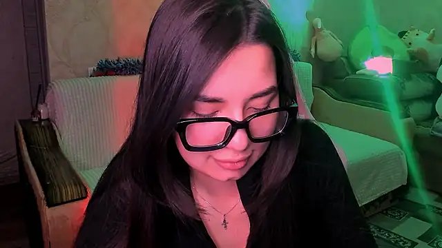 Swee Alicee online show from January 12, 6:46 pm