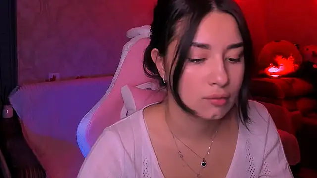 Swee Alicee online show from November 26, 7:37 pm