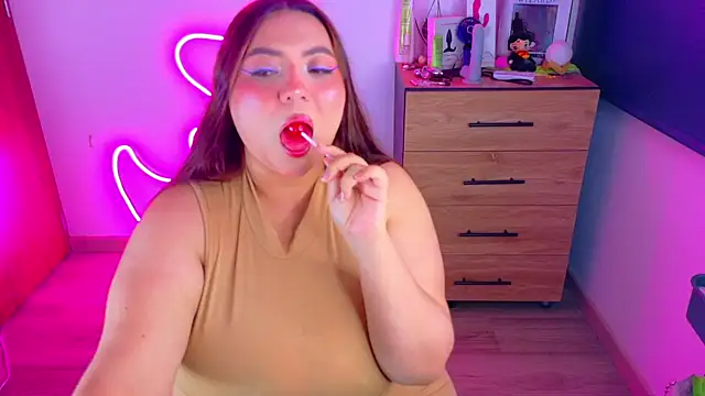 Snapshot of Rebeca_charme21 chatting on October 16, 9:23 am Rebeca charme21 online show from October 16, 9:23 am