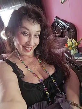 GypsyEsmeralda online show from April 28, 7:12 am