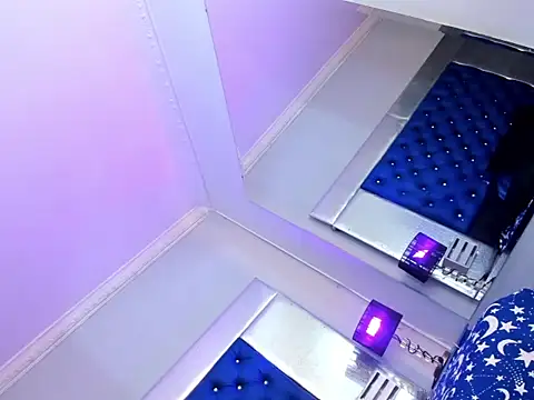 Eyleen Santos online show from November 15, 3:29 am