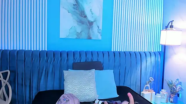 nathalie rossel online show from April 11, 6:33 pm