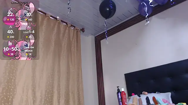 AnnieScott  online show from November 26, 9:16 pm