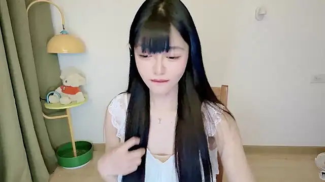 xiaodaibabyy online show from July 28, 2:13 pm