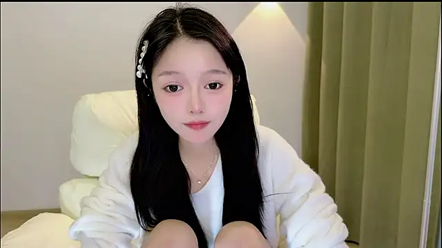 xiaodaibabyy online show from November 12, 3:43 pm