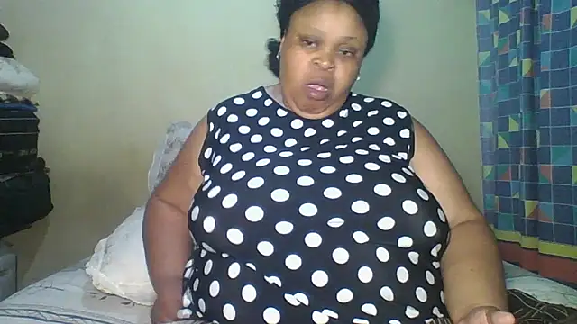 9voluptiustits online show from April 15, 7:58 pm