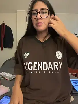 AleFantasy0001 online show from September 17, 5:00 pm