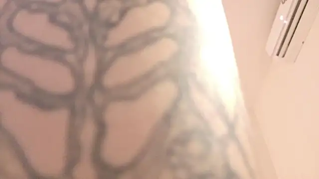 Yuriko May online show from March 15, 9:44 am