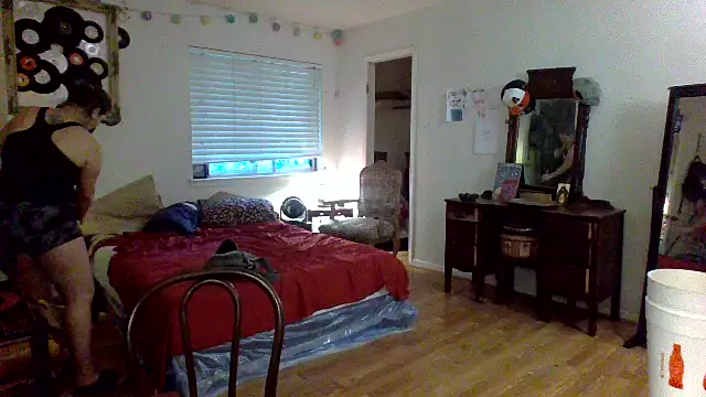 sophiarica online show from May 6, 12:42 pm