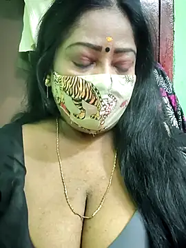 Snapshot of maniisha chatting on September 18, 8:18 pm maniisha online show from September 18, 8:18 pm