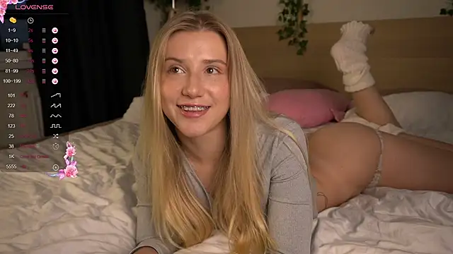 ArianaMur online show from October 13, 4:48 am