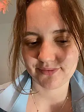 Lella Ryann  online show from May 31, 6:09 pm
