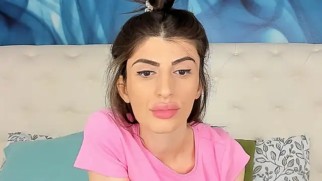 SkinnyDolly online show from November 11, 3:13 am