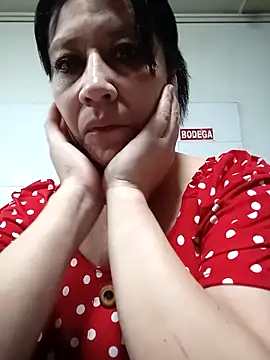 carolina linarez69 online show from October 22, 10:15 pm