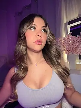 tuckersabrina online show from November 20, 12:28 pm