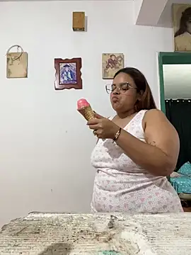 Evabigass online show from March 15, 9:28 pm