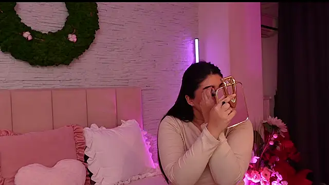 RachelSwaan online show from October 21, 5:22 am