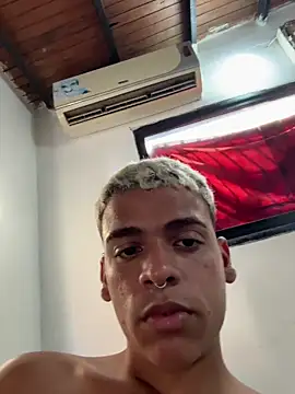 Leo bunny hot online show from January 10, 8:35 pm