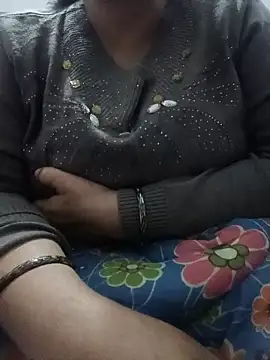 Punjabi beauty123 online show from November 20, 8:15 am