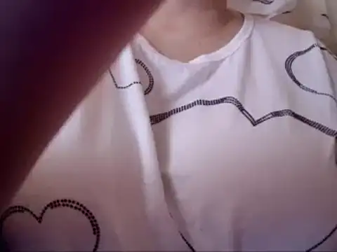 AalinnaK online show from March 25, 2:20 pm