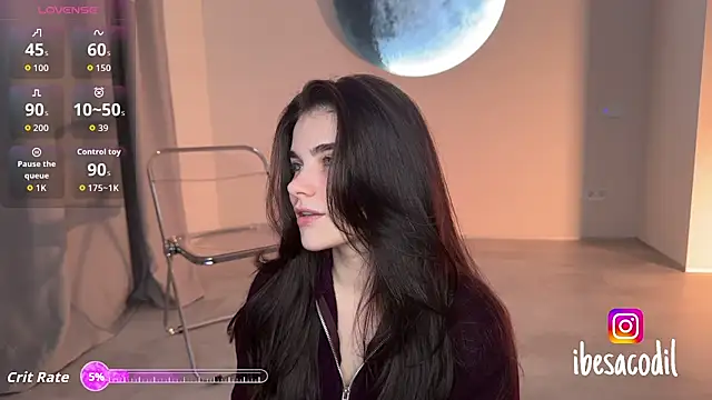 adriana allien online show from April 6, 8:10 pm