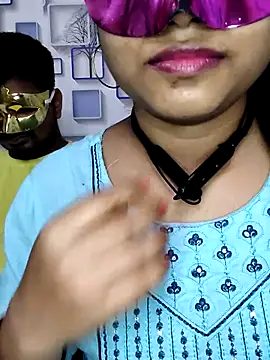 Hot Pooja007 online show from June 1, 5:03 pm